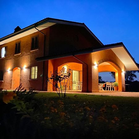 Casale Appia Bed and Breakfast Latina Exteriör bild