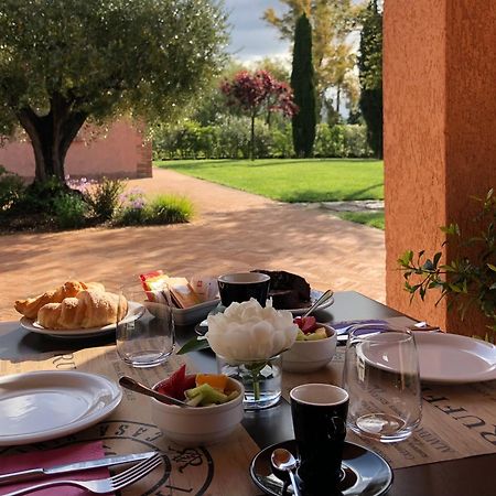 Casale Appia Bed and Breakfast Latina Exteriör bild