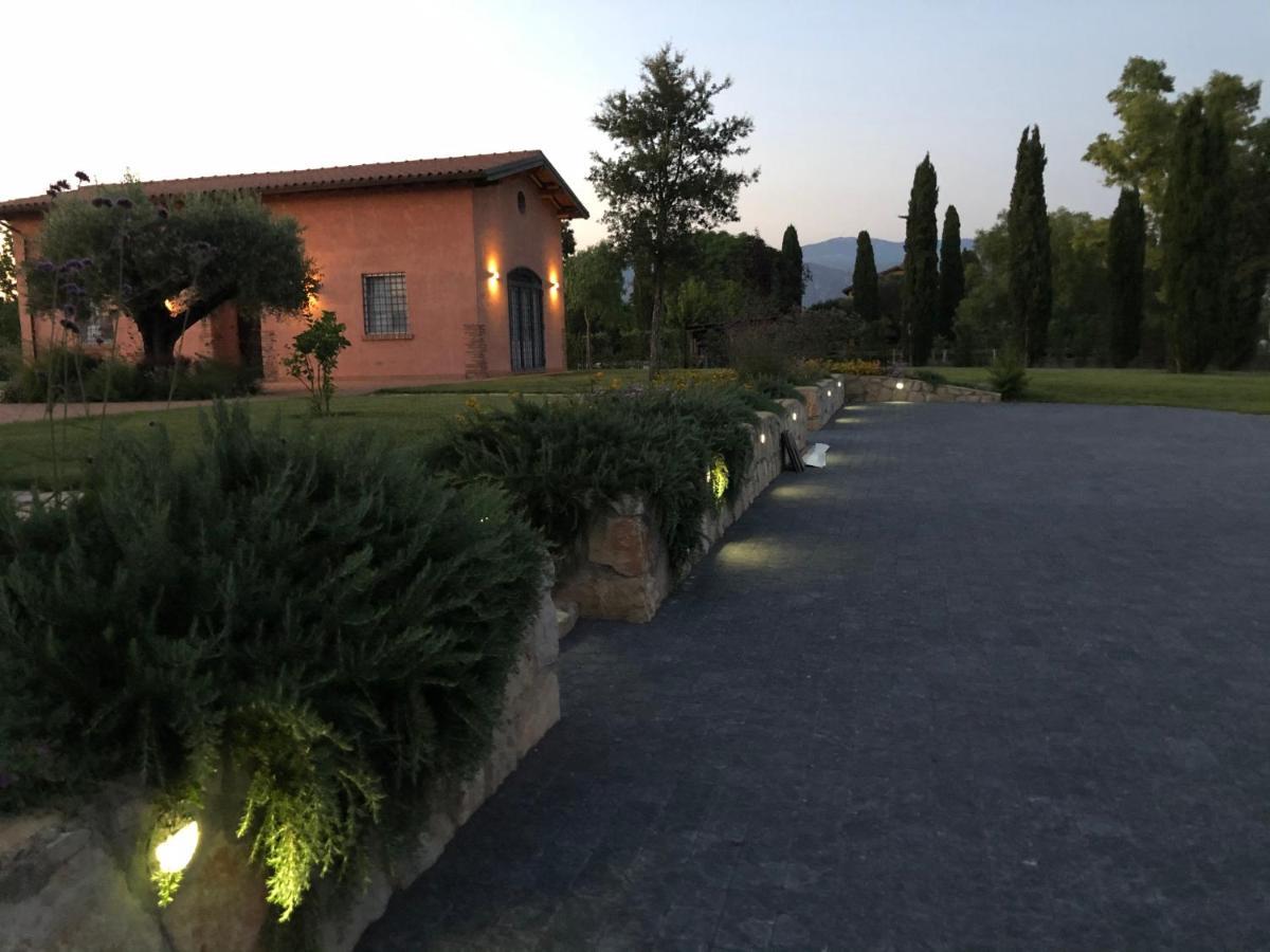 Casale Appia Bed and Breakfast Latina Exteriör bild